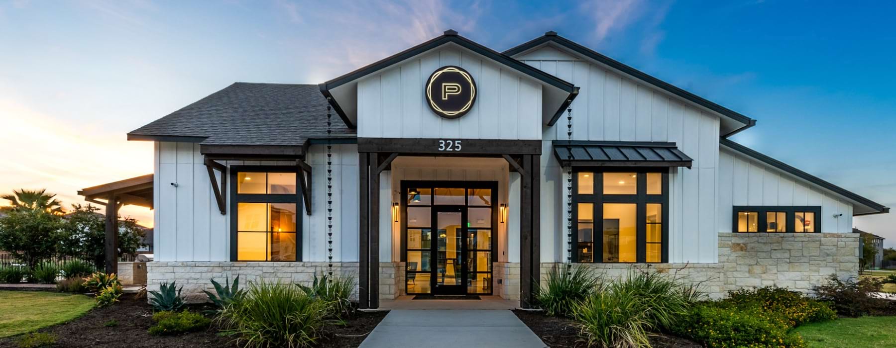 Pradera Luxury Rental Homes 